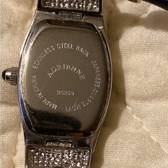 Vintage Adrienne Couture
Collection Amethyst Crystal watch - Picture 5 of 5